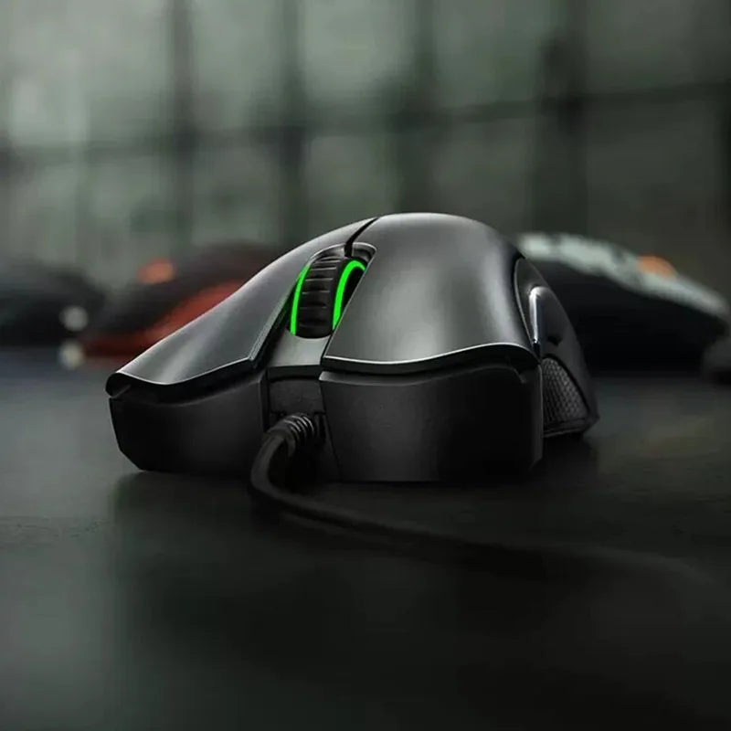 Razer DeathAdder Essential Mouse com Fio para Gaming 6400DPI 5 Botões Independentes